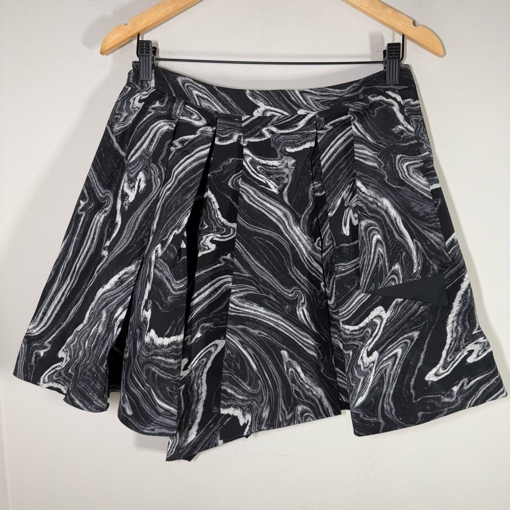 Robert Rodriguez Black and White Silk Women's Skirt